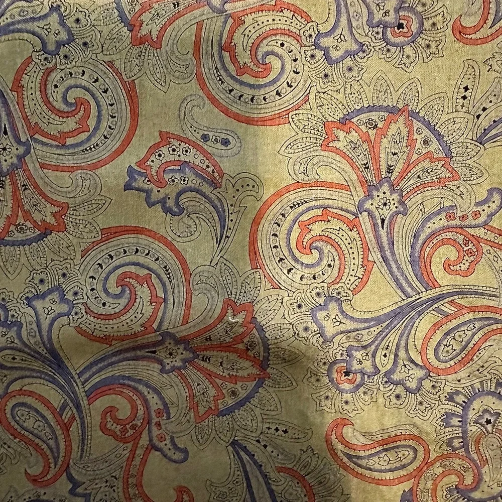 FREE FREE Christian Dior Paisley Scarf with a $400 purchase.